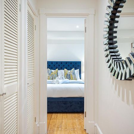 Chic Belgravia Hideaway With Private Patio 10 Mins To Harrods ロンドン エクステリア 写真