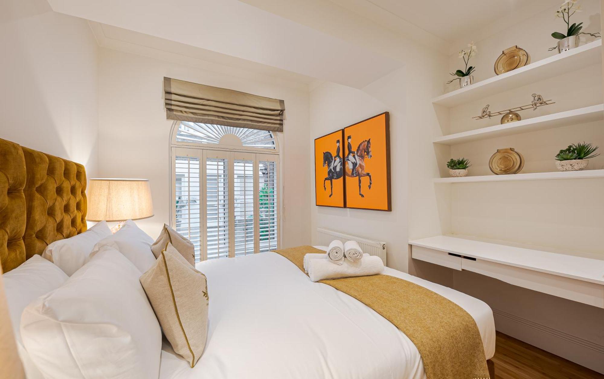 Chic Belgravia Hideaway With Private Patio 10 Mins To Harrods ロンドン エクステリア 写真